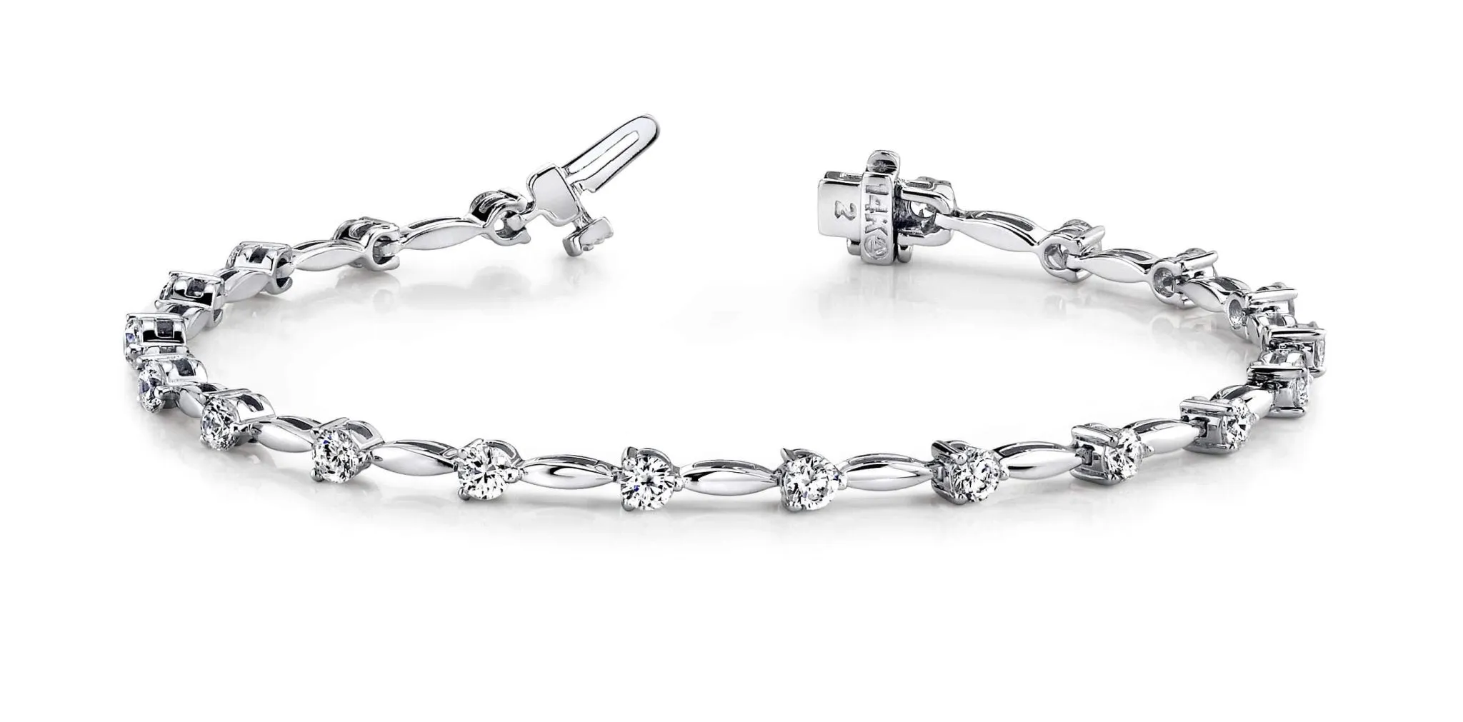 Alternating Diamond Drop Diamond Bracelet with 2.00 ct.(finished) 2.9mm