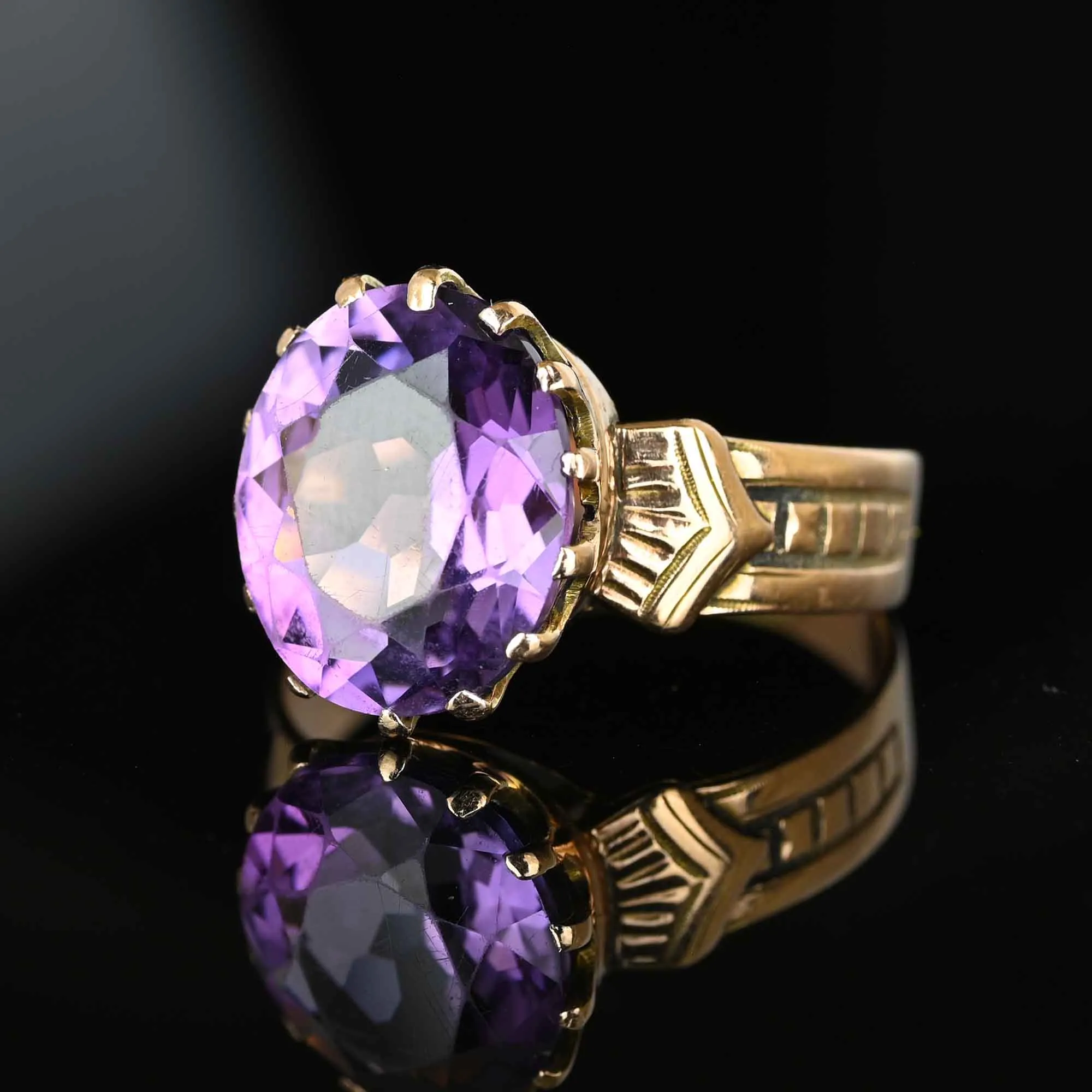 Antique Edwardian 14K Gold Amethyst Ring