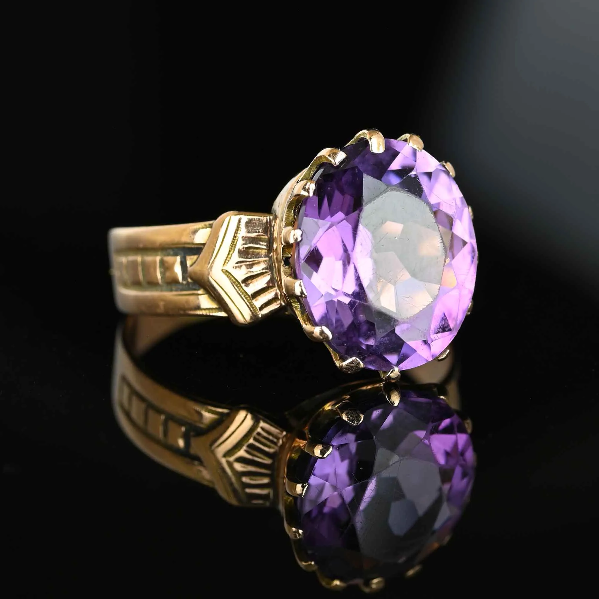 Antique Edwardian 14K Gold Amethyst Ring