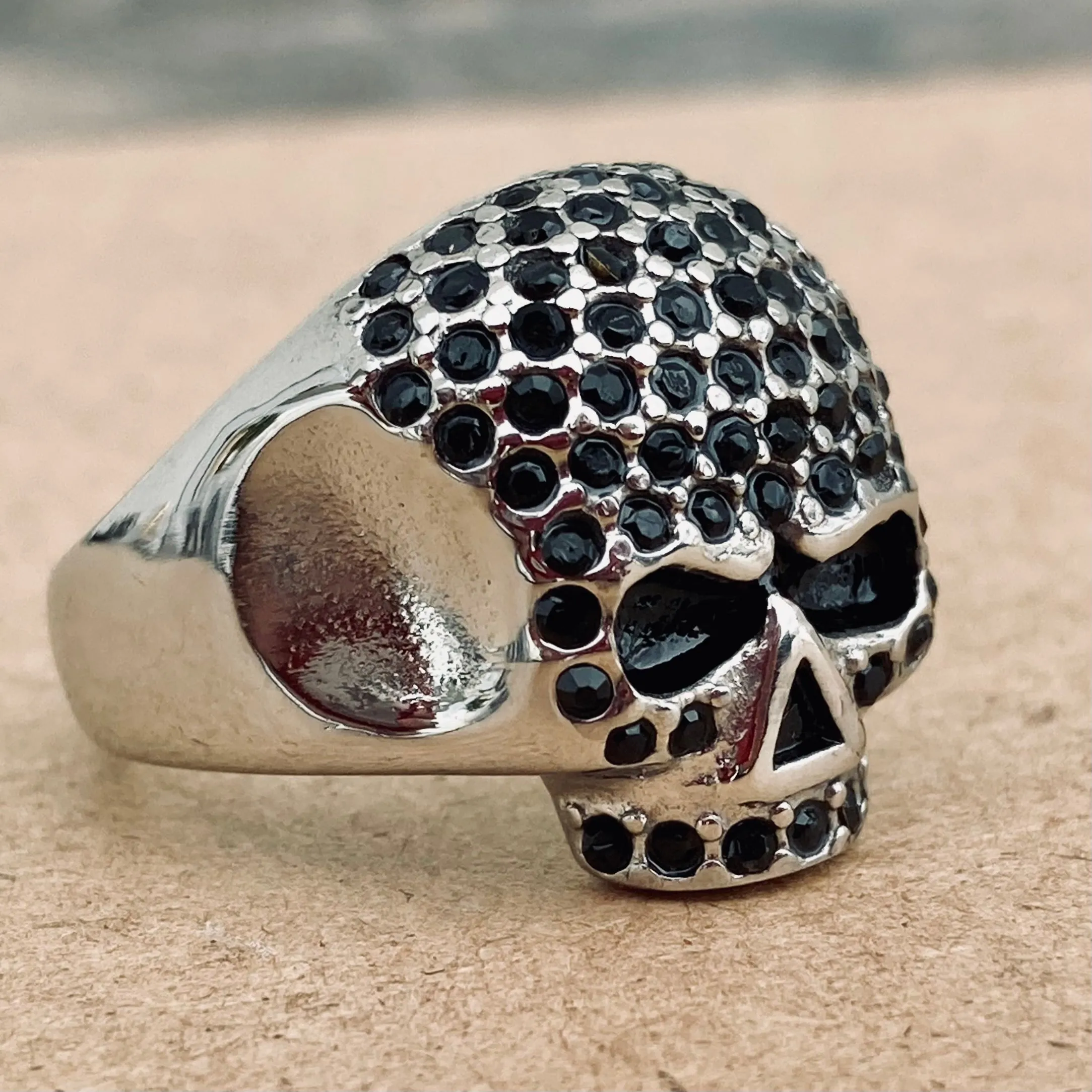 Bling Skull Ring - Black - R47