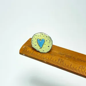 Enamel heart brooch - lime / blue