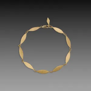 Gold Leaves Link Bracelet