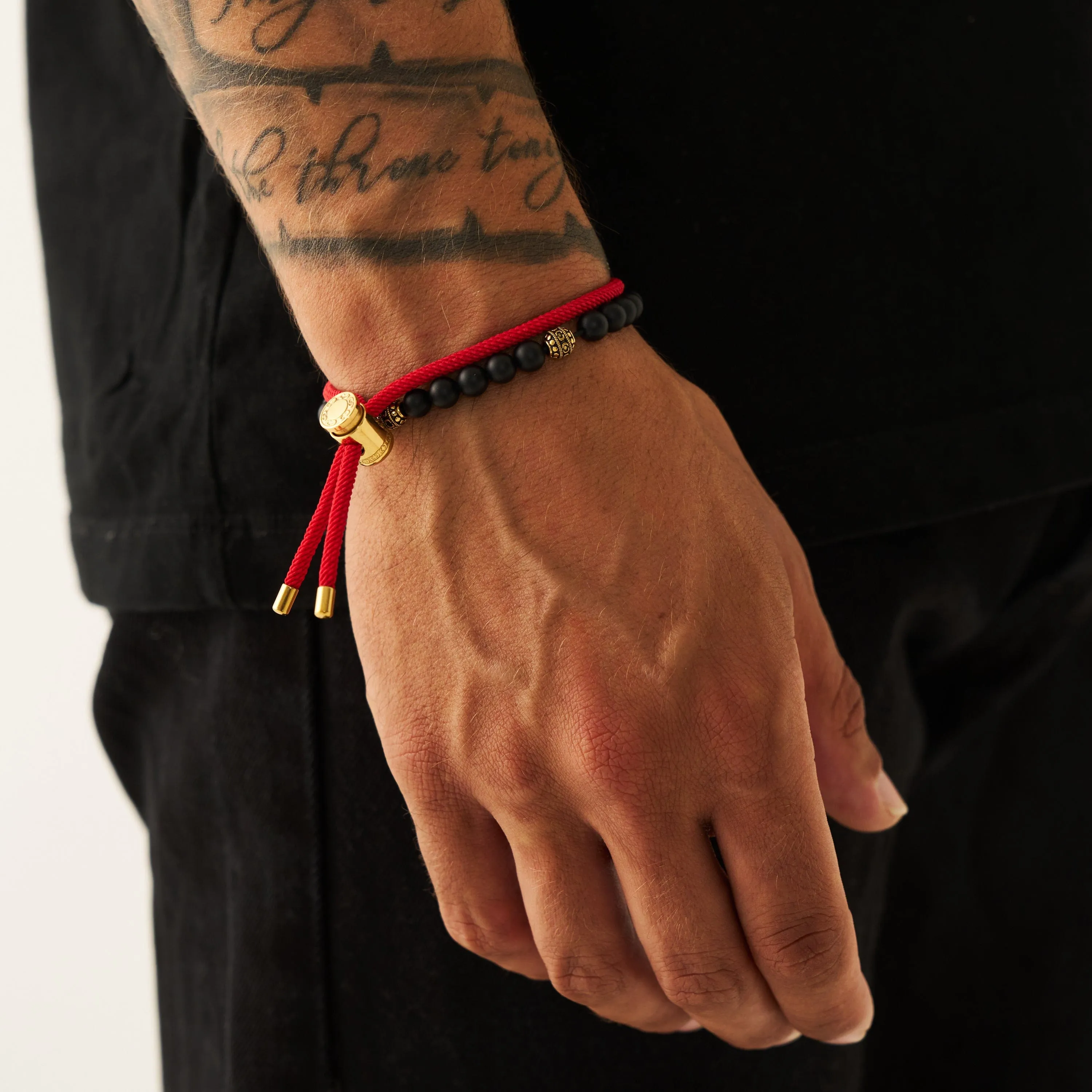 Red Cord Toggle Bracelet (Gold)